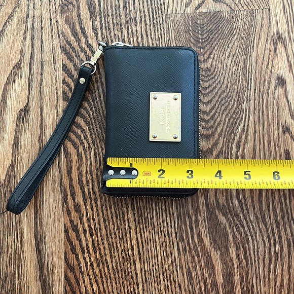Michael Kors Wristlet - Picture 7 of 10